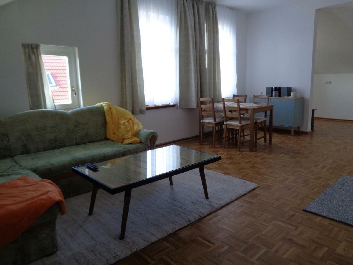 Leipzig-Suedwest Appartement Buitenkant foto